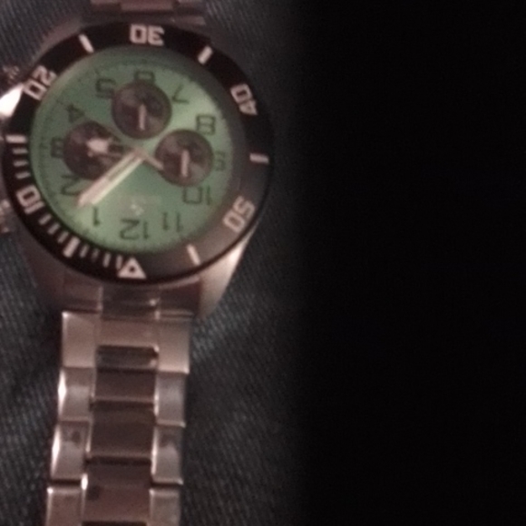 Watch - Picture 3 of 4